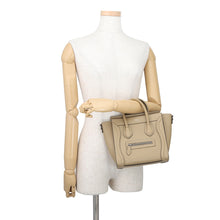 Load image into Gallery viewer, CELINE Luggage micro shopper Dune189243 Leather Size Nano