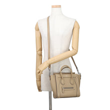 Load image into Gallery viewer, CELINE Luggage micro shopper Dune189243 Leather Size Nano