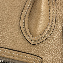 Load image into Gallery viewer, CELINE Luggage micro shopper Dune189243 Leather Size Nano