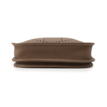 Load image into Gallery viewer, HERMES Evelyne3 Etoupe Taurillon Clemence Size 23