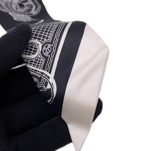 Load image into Gallery viewer, HERMES Twilly Merveilleuse Lantern Black/White Silk100%