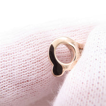 Load image into Gallery viewer, CHANEL Coco Crush Collection EarringJ11755 18K Pink Gold