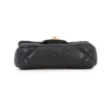 Load image into Gallery viewer, CHANEL Matelasse ChainClutch Bag BlackAP2271 Lambskin