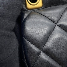 Load image into Gallery viewer, CHANEL Matelasse ChainClutch Bag BlackAP2271 Lambskin