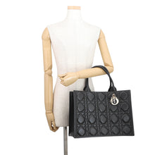 将图像加载到图库查看器中,Dior Macrocannage Book Tote BlackM1324OWHP Calf Leather Size Medium