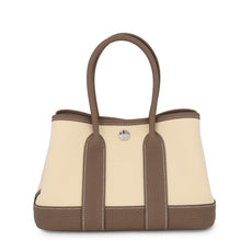 将图像加载到图库查看器中,HERMES Neo Garden Etoupe/Vanilla Toile Officier Negonda Leather Size 23