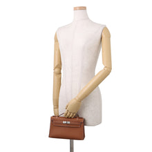 Load image into Gallery viewer, HERMES PochetteKelly Gold Swift Leather Size 22