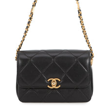 将图像加载到图库查看器中,CHANEL Matelasse Single Flap Chain Logo Shoulder Bag BlackAS4862 B16572 Lambskin
