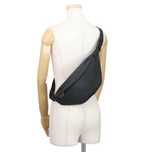 将图像加载到图库查看器中,LOUIS VUITTON Discovery・Bumbag NoirM46036 Monogram Shadow Size PM