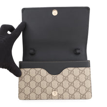 将图像加载到图库查看器中,GUCCI GG Emblem Shoulder Wallet Beige/Black820688 PVC/Leather