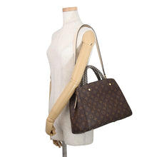 Load image into Gallery viewer, LOUIS VUITTON Montaigne NoirM45310 Monogram Size MM