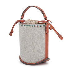 将图像加载到图库查看器中,Delvaux Bread Handbag Brown/Gray Felt Leather Size Mini