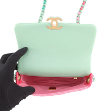Load image into Gallery viewer, CHANEL Matelasse Shoulder Bag Green/PinkAS3876 Lambskin