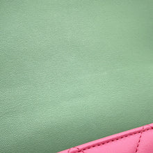 Load image into Gallery viewer, CHANEL Matelasse Shoulder Bag Green/PinkAS3876 Lambskin