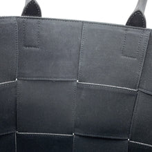 将图像加载到图库查看器中,Bottega Veneta Arco Tote Navy/White787336V4A718765 Canvas Leather Size Medium