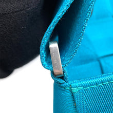 将图像加载到图库查看器中,Bottega Veneta Cassette Shoulder Bag Blue Canvas