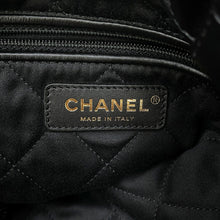 Load image into Gallery viewer, CHANEL CHANEL22 Backpack BlackAS3313 shiny calf Size Large