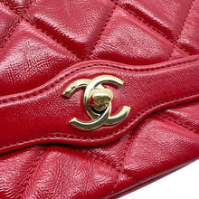 Load image into Gallery viewer, CHANEL Matelasse ChainShoulder Bag Red shiny calf Size 20