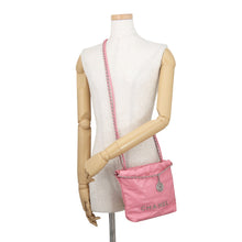 将图像加载到图库查看器中,CHANEL CHANEL22 ChainShoulder Bag PinkAS3980 Shiny Calf Leather