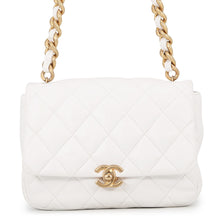 Load image into Gallery viewer, CHANEL Matelasse ChainShoulder Bag WhiteAS3206 Lambskin