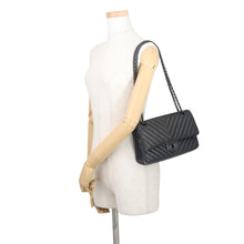 将图像加载到图库查看器中,CHANEL 2.55 Chevron Chain Shoulder Bag BlackA37586 Aged Calf Leather Size 25