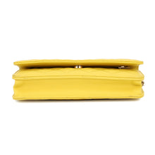 将图像加载到图库查看器中,CHANEL Matelasse ChainShoulder wallet YellowAP0250 Caviar Leather