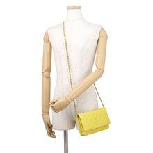 将图像加载到图库查看器中,CHANEL Matelasse ChainShoulder wallet YellowAP0250 Caviar Leather