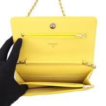 将图像加载到图库查看器中,CHANEL Matelasse ChainShoulder wallet YellowAP0250 Caviar Leather