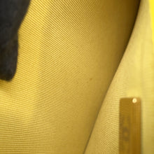 将图像加载到图库查看器中,CHANEL Matelasse ChainShoulder wallet YellowAP0250 Caviar Leather