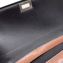 Load image into Gallery viewer, CELINE Classic Box Shoulder Bag Pink189173DLS Box Calf LeatherLeather Size Medium