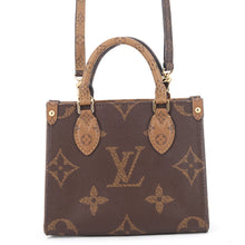 Load image into Gallery viewer, LOUIS VUITTON Onthego RedM46839 Monogram Reverse Canvas Size BB