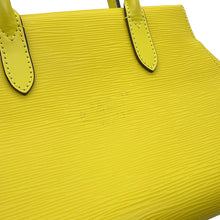 Load image into Gallery viewer, LOUIS VUITTON Marly PistachianM94617 Epi Leather Size BB