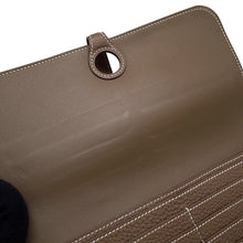 将图像加载到图库查看器中,HERMES Dogon Long Etoupe Togo Leather