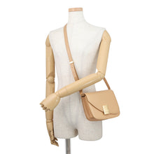 Load image into Gallery viewer, Ferragamo Fiamma Shoulder Bag Light Camel215971 769388 Calf Leather Size XS