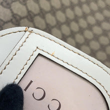 Load image into Gallery viewer, GUCCI GG Supreme Reversible Tote Beige/Ivory368568 GG Supreme Leather