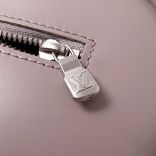 Load image into Gallery viewer, LOUIS VUITTON Soufflot LilasM5222B Epi Leather