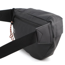 Load image into Gallery viewer, BURBERRY Horseferry Print Crossbody Bag Black8036557 Coating canvas