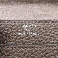 Load image into Gallery viewer, HERMES Dogon Card Case Etain Togo Leather