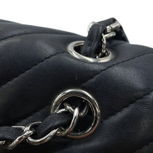 将图像加载到图库查看器中,CHANEL V Stitch Backpack BlackA91121 Lambskin