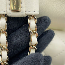 Load image into Gallery viewer, CHANEL Matelasse Backpack WhiteAS3618 Lambskin