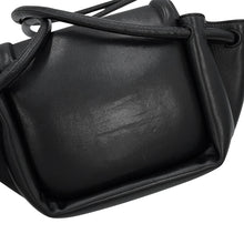Load image into Gallery viewer, Bottega Veneta Beak Shoulder Bag Black Leather Size Small