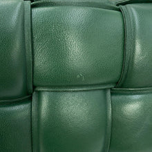 将图像加载到图库查看器中,Bottega Veneta Padded Maxi Intrecciato Chain Cassette rain tree631421VBWZ03035 Leather