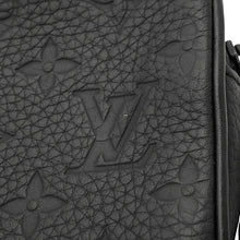 Load image into Gallery viewer, LOUIS VUITTON Pochette Volga NoirM55703 Monogram・Taurillon