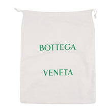 将图像加载到图库查看器中,Bottega Veneta Cassette ChainShoulder Bag White631421 Leather