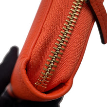 将图像加载到图库查看器中,GUCCI Zip AroundWallet Orange420113 Leather