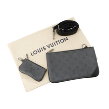 将图像加载到图库查看器中,LOUIS VUITTON Trio Messenger NoirM69443 Monogram Eclipse Monogram Eclipse Reverse