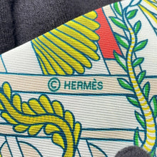 将图像加载到图库查看器中,HERMES Twilly ANIMA POLIS Blanc/Vert/Rose Silk100%