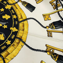 将图像加载到图库查看器中,HERMES Carre LES CLES Key Size 90 Black/White/Gold Silk100%