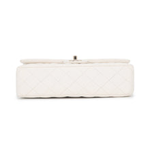Load image into Gallery viewer, CHANEL Matelasse W Flap ChainShoulder Bag WhiteA01112 Caviar Leather Size 25