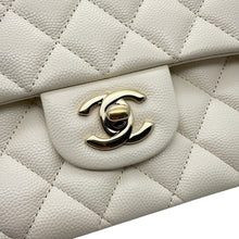 Load image into Gallery viewer, CHANEL Matelasse W Flap ChainShoulder Bag WhiteA01112 Caviar Leather Size 25